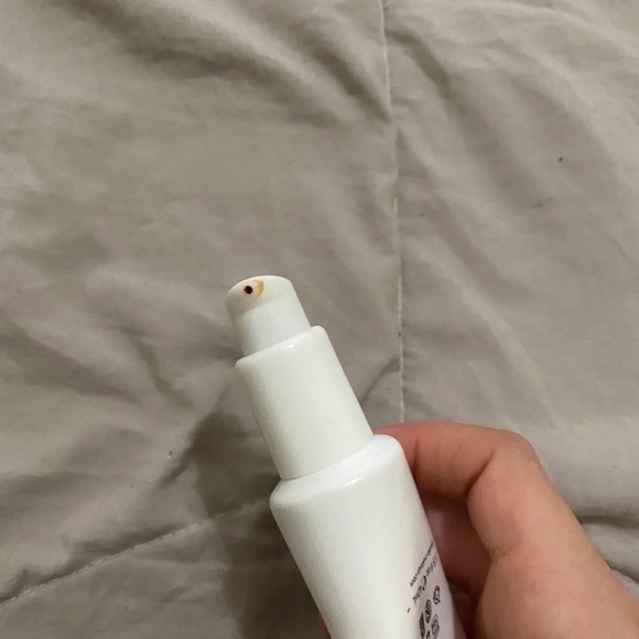Studio Makeup Tinted Moisturizer - Picture 3 of 3